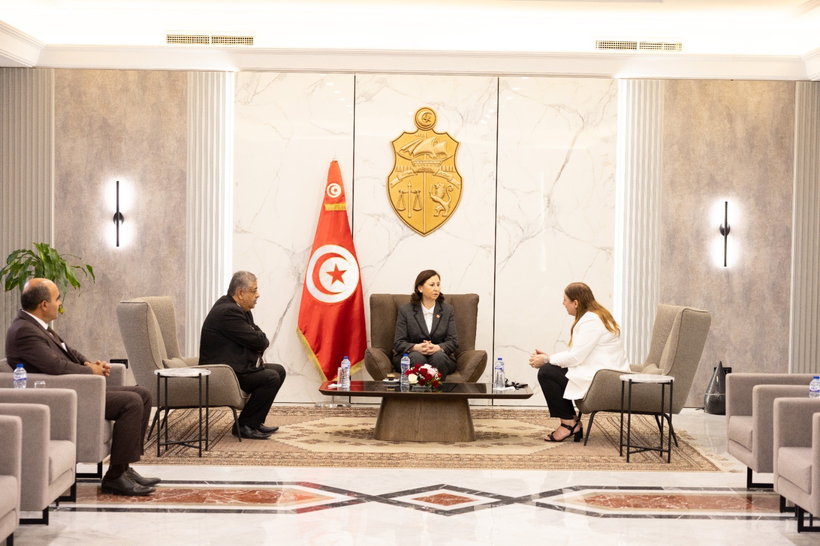  رئيسة الحكومة تؤدي زيارة إلى مصر للإشراف على أشغال الدورة الثامنة عشرة للجنة العليا المشتركة 