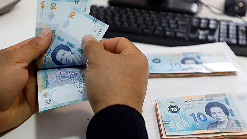 قرار مشترك بين وزارتي التكوين المهني والمالية يشترط صرف منحة التكوين المهني شهريا لمستحقيها بعد التأكد من مواظبتهم على التكوين