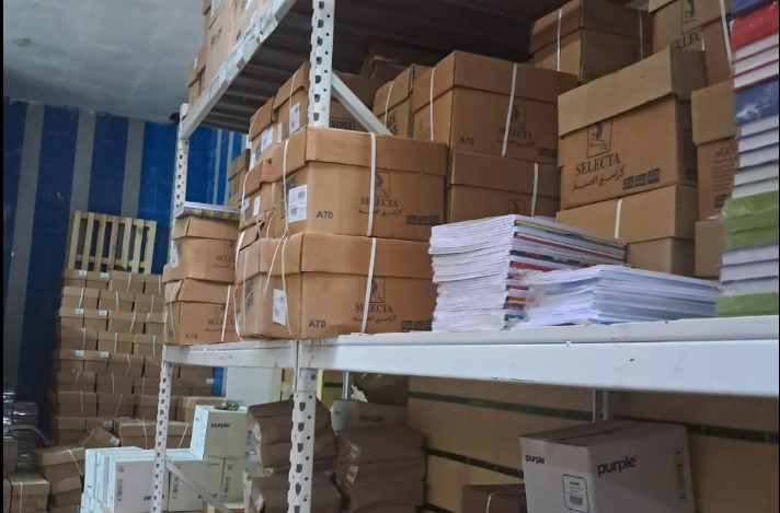 تُقدّر قيمتها بحوالي 4 مليون دينار : حجــز كميات هامّة من الموادّ المدرسيّة والمكتبيّة داخــل مخزن عشوائي