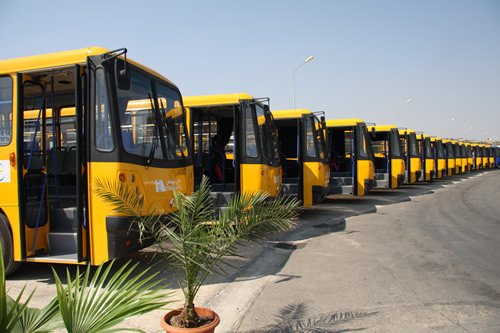 وزارة النقل: الأسطول المخصص للنقل المدرسي والجامعي ارتفع إلى 2743 حافلة