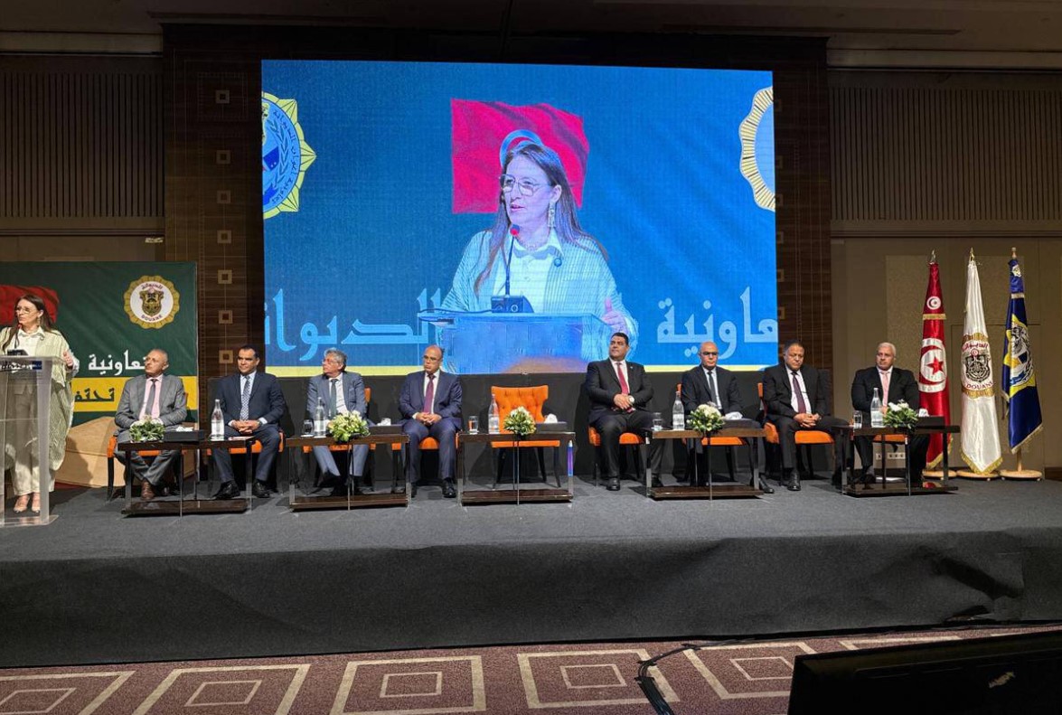 وزيرة المالية تُــشرف على حفل تكريم المتفوقين من أبناء المنتسبين للديوانية