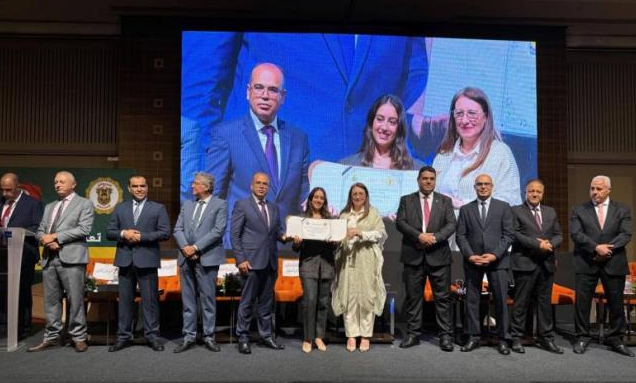وزيرة المالية تشرف على فعاليات الاحتفال بيوم العلم 
