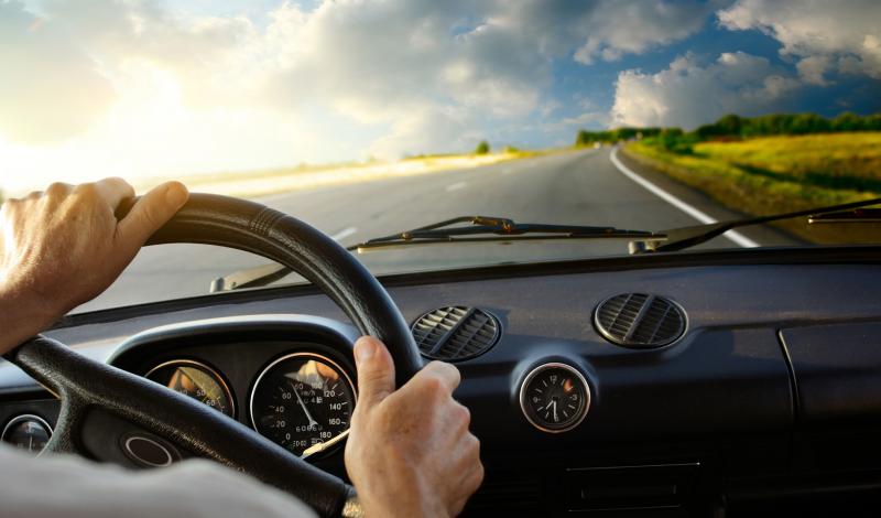 بسبب السرعة على الطريق ،بين سنوات 2021 و2025،   1429 قتيل و5892 جريح