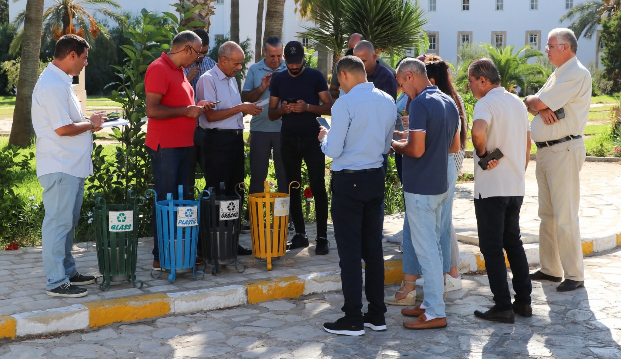 في ورشة موجهة للبلديات ..التأكيد على أهمية إدماج القطاع غير المنظم في مسار التصرف في النفايات المنزلية والشبيهة