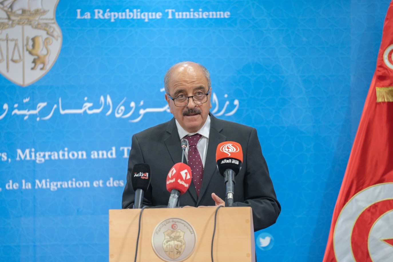غــدا الإثنين : وزير الخارجية يُشارك في أشغال القمة العربية الإسلامية الطارئة بالدوحــة