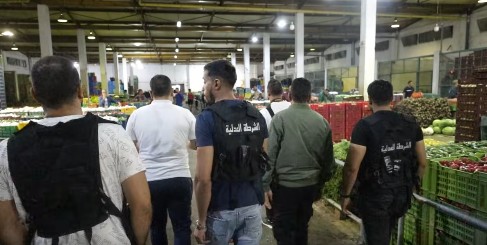 وزارة الداخلية: إيقاف أبرز الأطراف الضالعة في جرائم الاحتكار والمضاربة