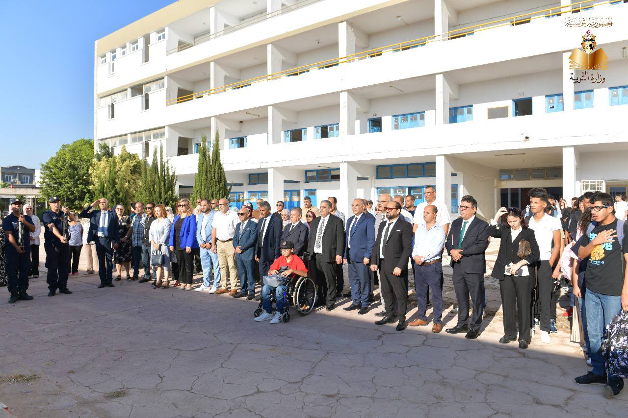 وزير التربية يشرف على افتتاح السنة الدراسية بالمندوبية الجهوية للتربية ببن عروس.