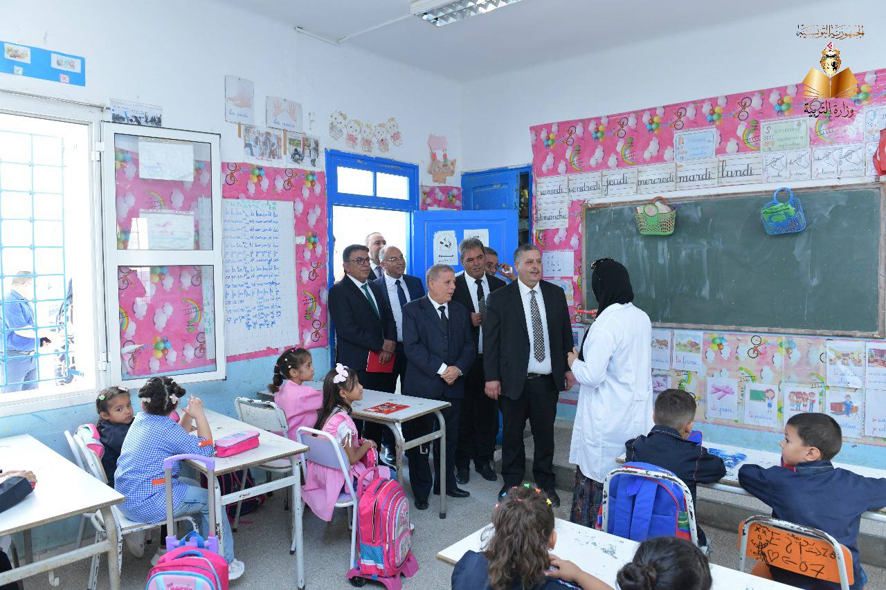 وزير التربية  يشرف على افتتاح السنة الدراسية بمعهد ابن رشيق بالزهراء