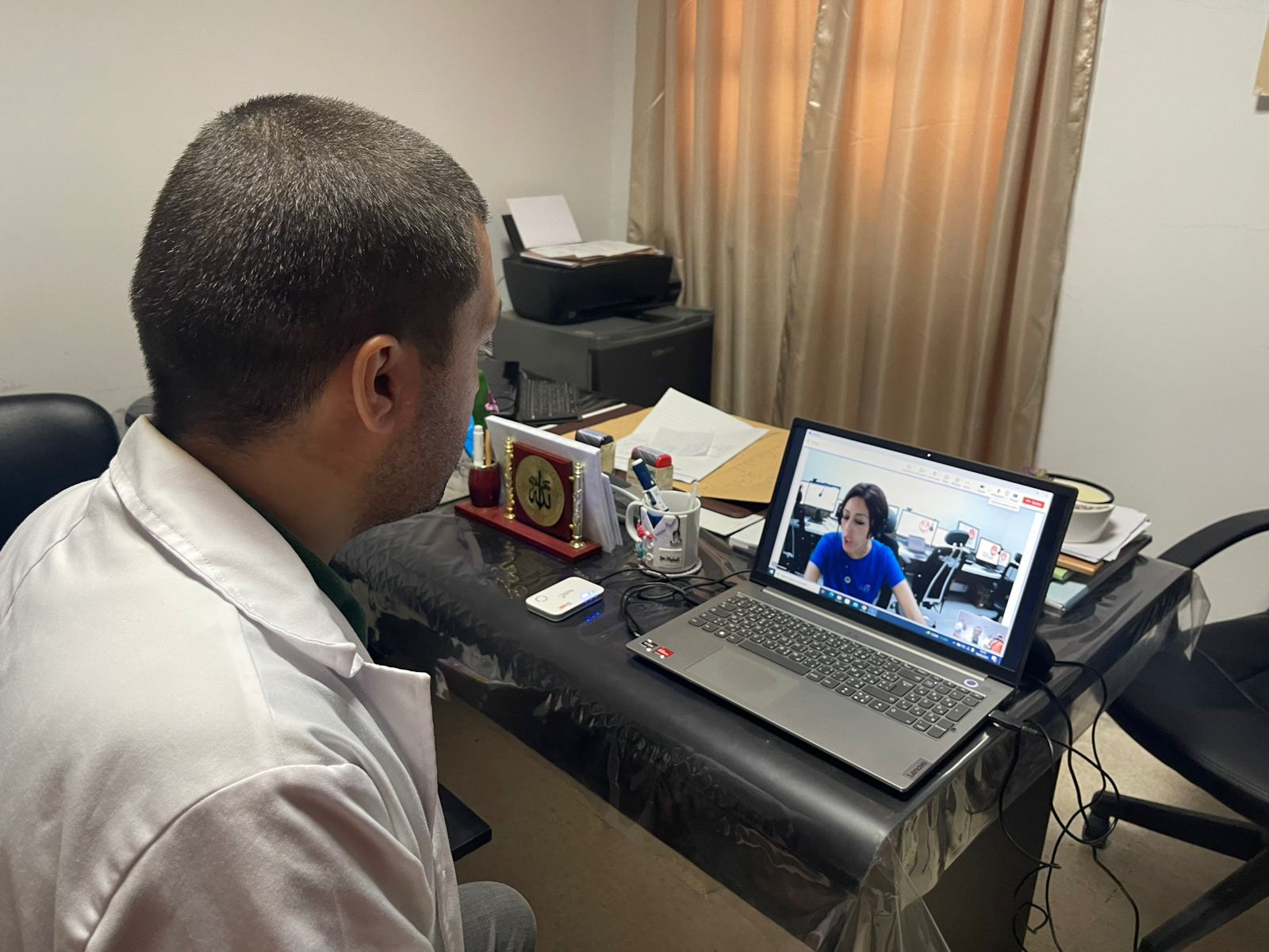 الدكتور محمد مهدي كلثوم طبيب استشفائي جامعي في اختصاص الغدد  والسكري