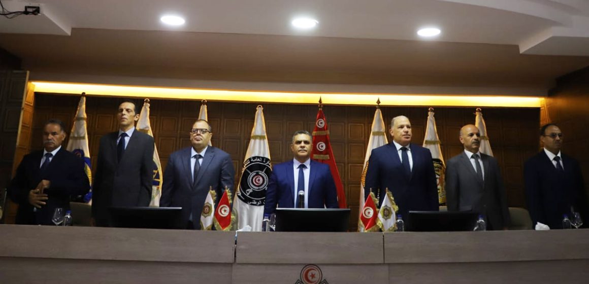 Le ministre de l’intérieur affirme que la Tunisie est ouvertement confrontée aux défis cybernétiques