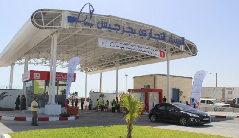 مدنين: الميناء التجاري بجرجيس يختتم الموسم الصيفي بتامينه اخر رحلة للقدوم والمغادرة
