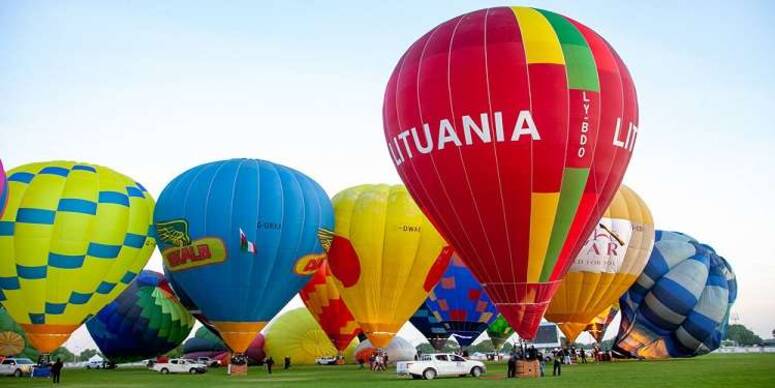 توزر: الإعداد لاحتضان مجموعة من التظاهرات السياحية أبرزها المهرجان الدولي للمناطيد