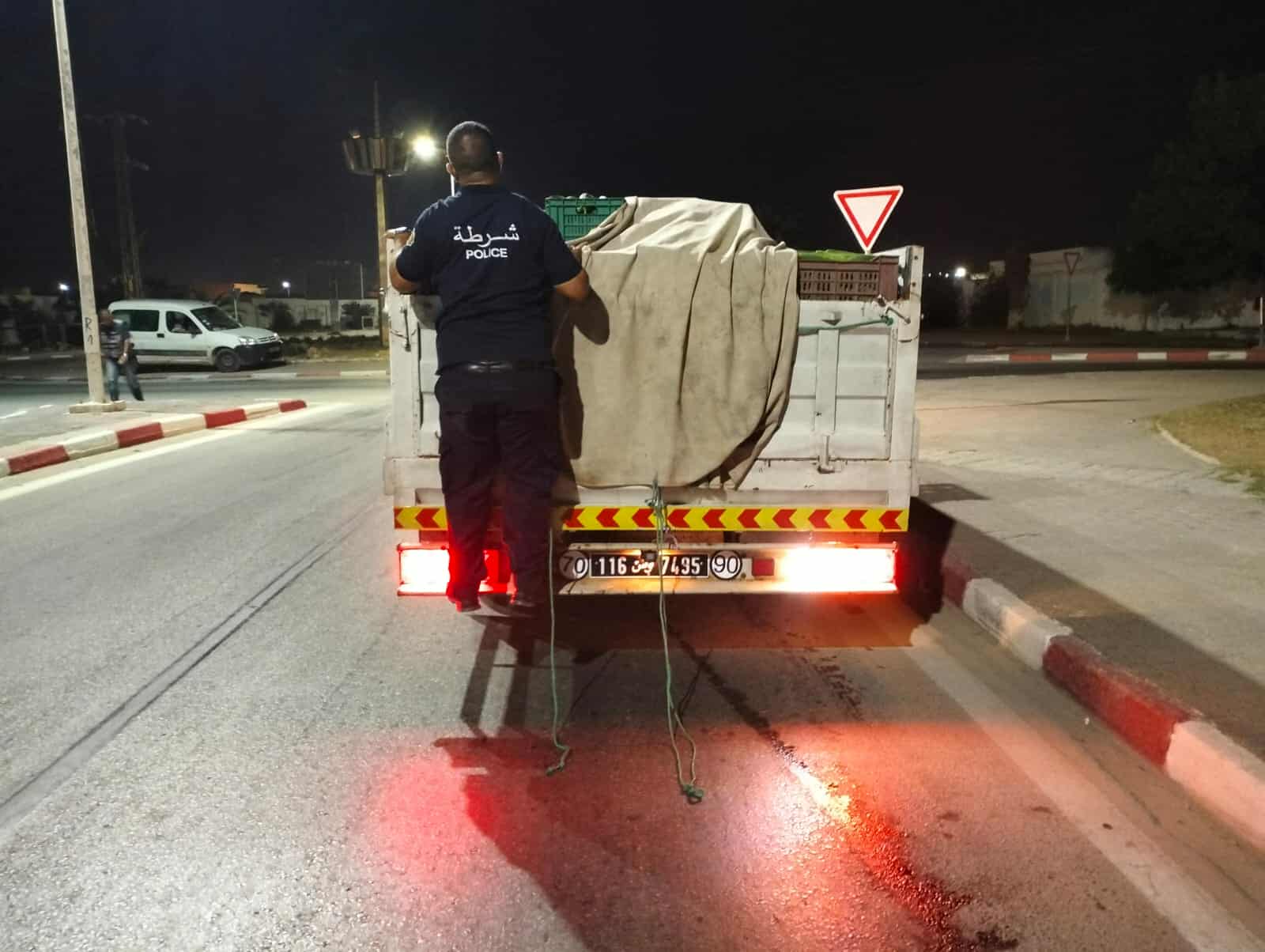   بنزرت: إعادة ضخ  22,6 طن من الخضر والغلال بالمسالك القانونية