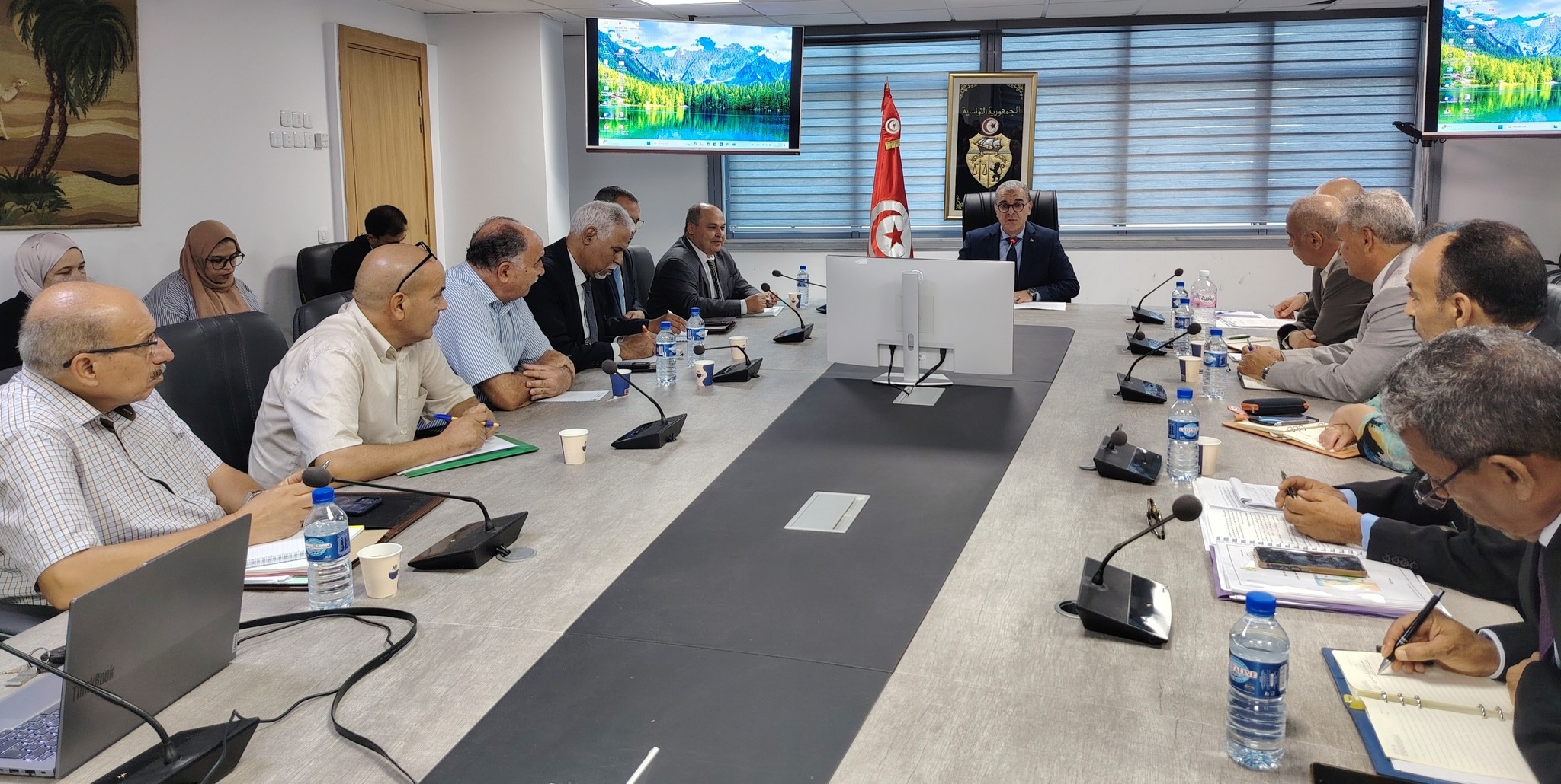 وزير التخطيط يدعو الى انجاح اعمال المقاربة والتاليف لتقارير المخطط الخماسي للتنمية