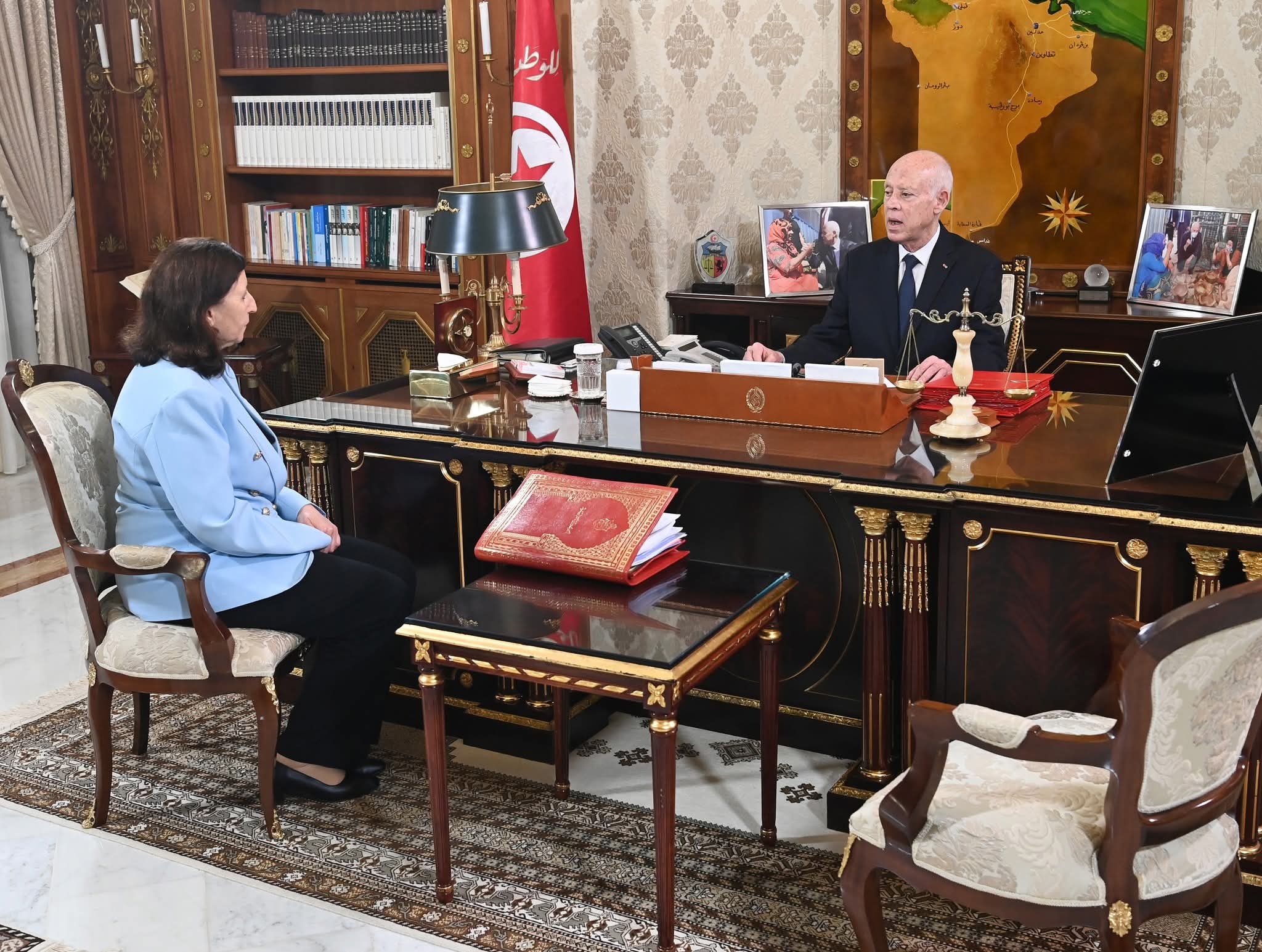 سعيد يستعرض مع رئيسة الحكومة ظروف العودة المدرسية والجامعية ويدعو الى تلافي النقص على مستوى  النقل في الجهات 