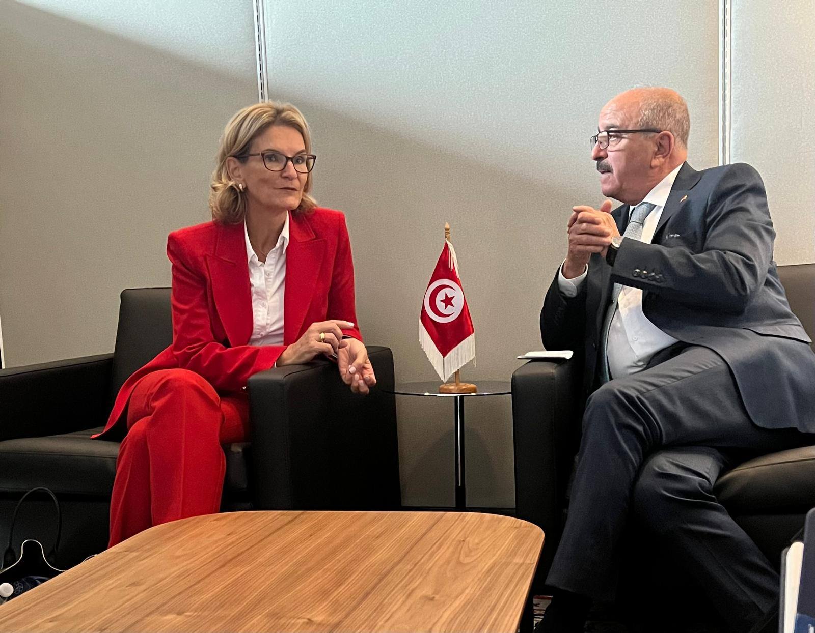 وزير الخارجية يلتقي بالأمينة العامة للاتحاد الدولي للاتصالات