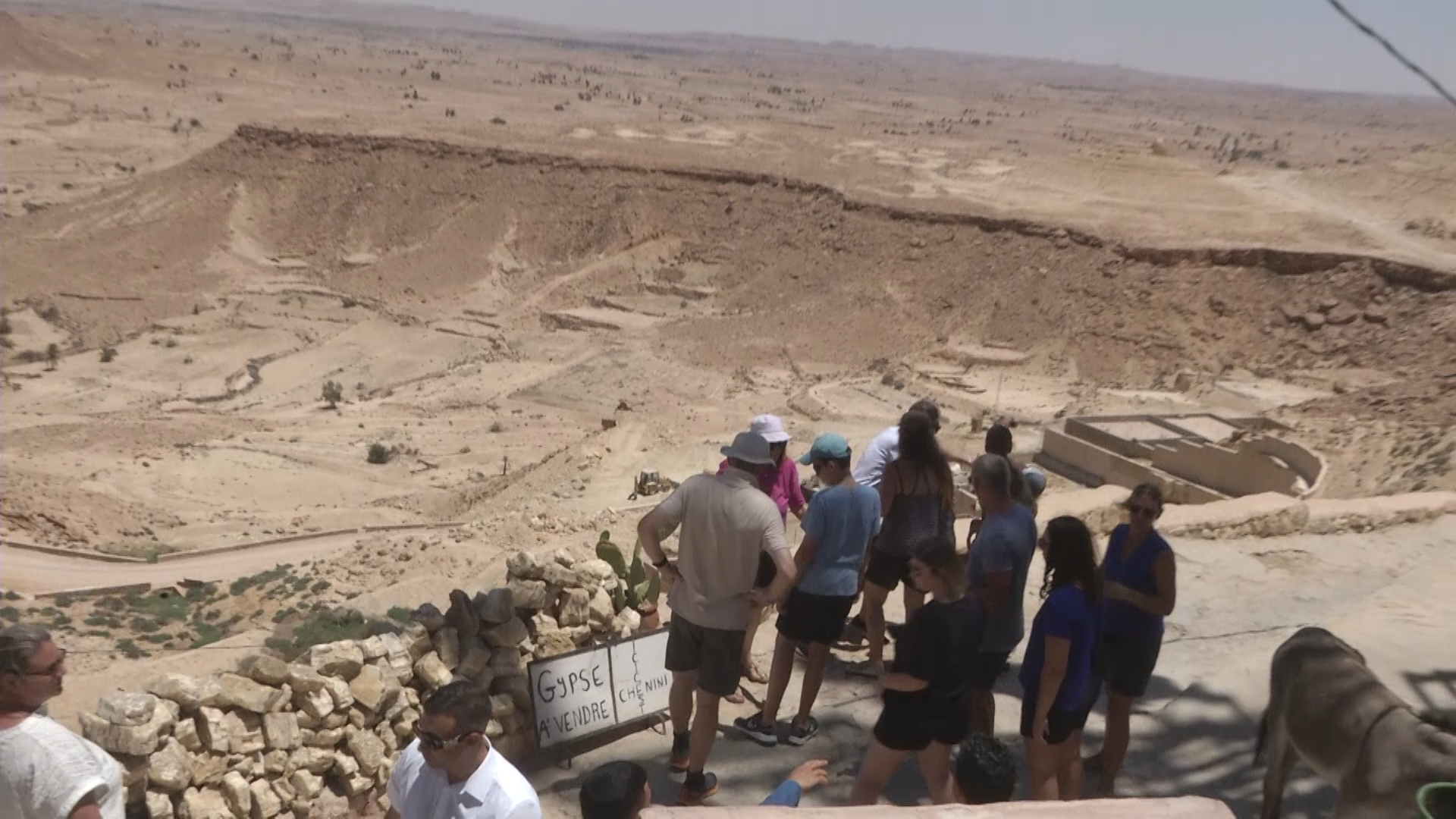 وفد علمي اردني في زيارة عمل إلى مواقع المنتزه الجيولوجي بولايات الجنوب الشرقي