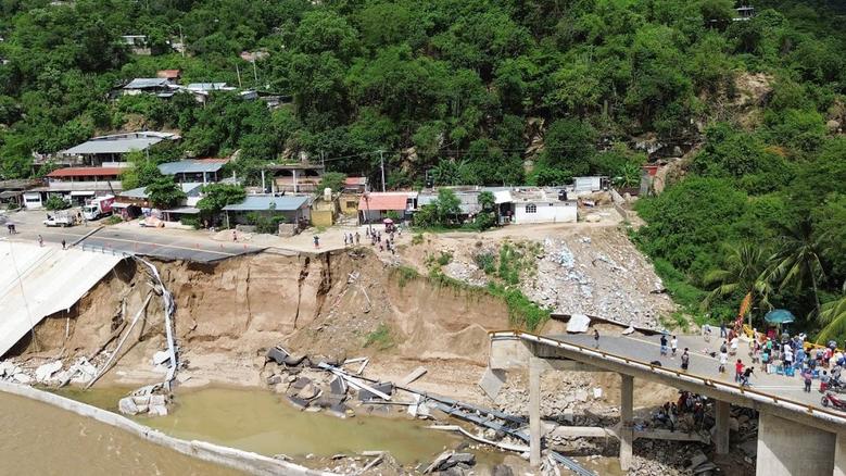 الإعصار راجاسا يودي بحياة 14 شخصا في تايوان ويترك 129 في عداد المفقودين