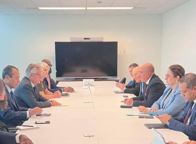 النفطي يلتقي في نيويورك وكيل الأمين العام للأمم المتّحدة المكلّف بعمليّات السلام