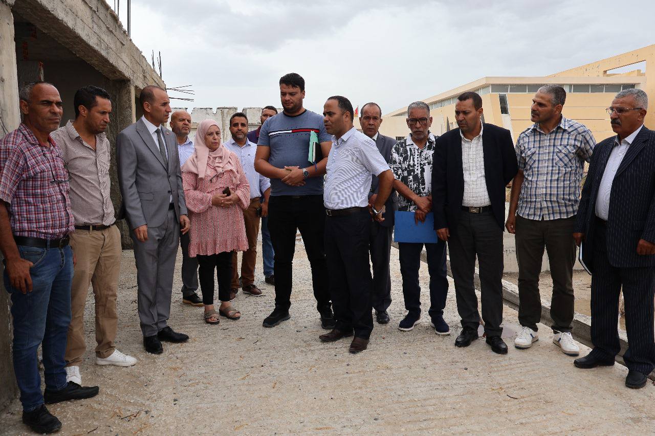 سليانة : إنعقاد اللجنة الجهوية للتسريع في إنجاز المشاريع العمومية .