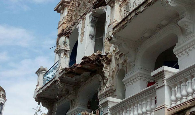 والي تونس يؤكد ضرورة إنشاء وكالة تُعنى بالبناءات المُتداعية للسقوط