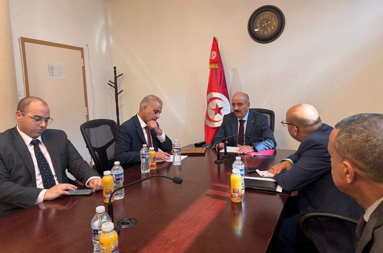 وزير الخارجية يُوصــى بتطوير الخدمات القنصليّة المُسداة لفائدة أبناء الجالية التونسيّة المُقيمة بالولايات المتّحدة