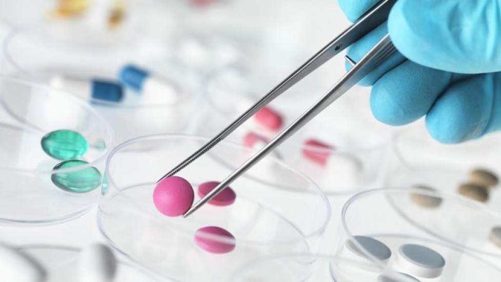 الجمعية التونسية للأدوية الجنيسة تدعو إلى التوجه لتصنيع الأدوية البيولوجية المماثلة في تونس