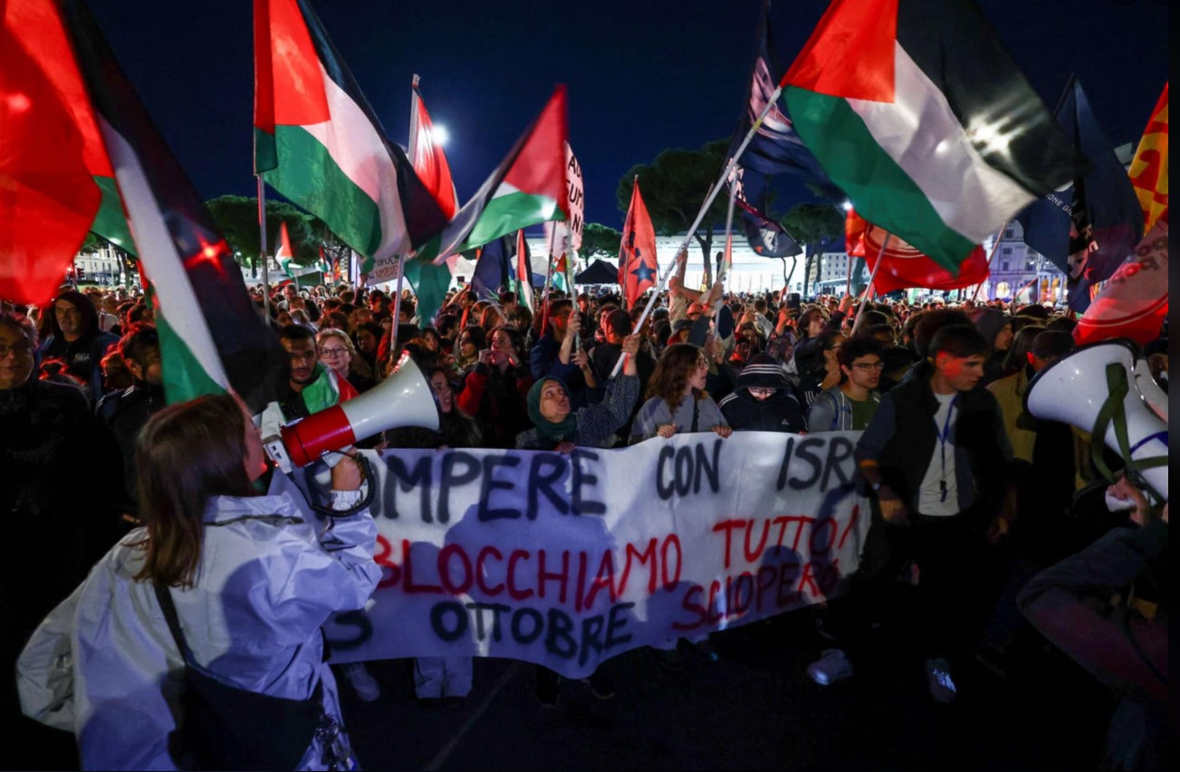 مظاهرات في عــدة مدن عالمية تنديدًا باعتراض أسطول الصمود العالمي
