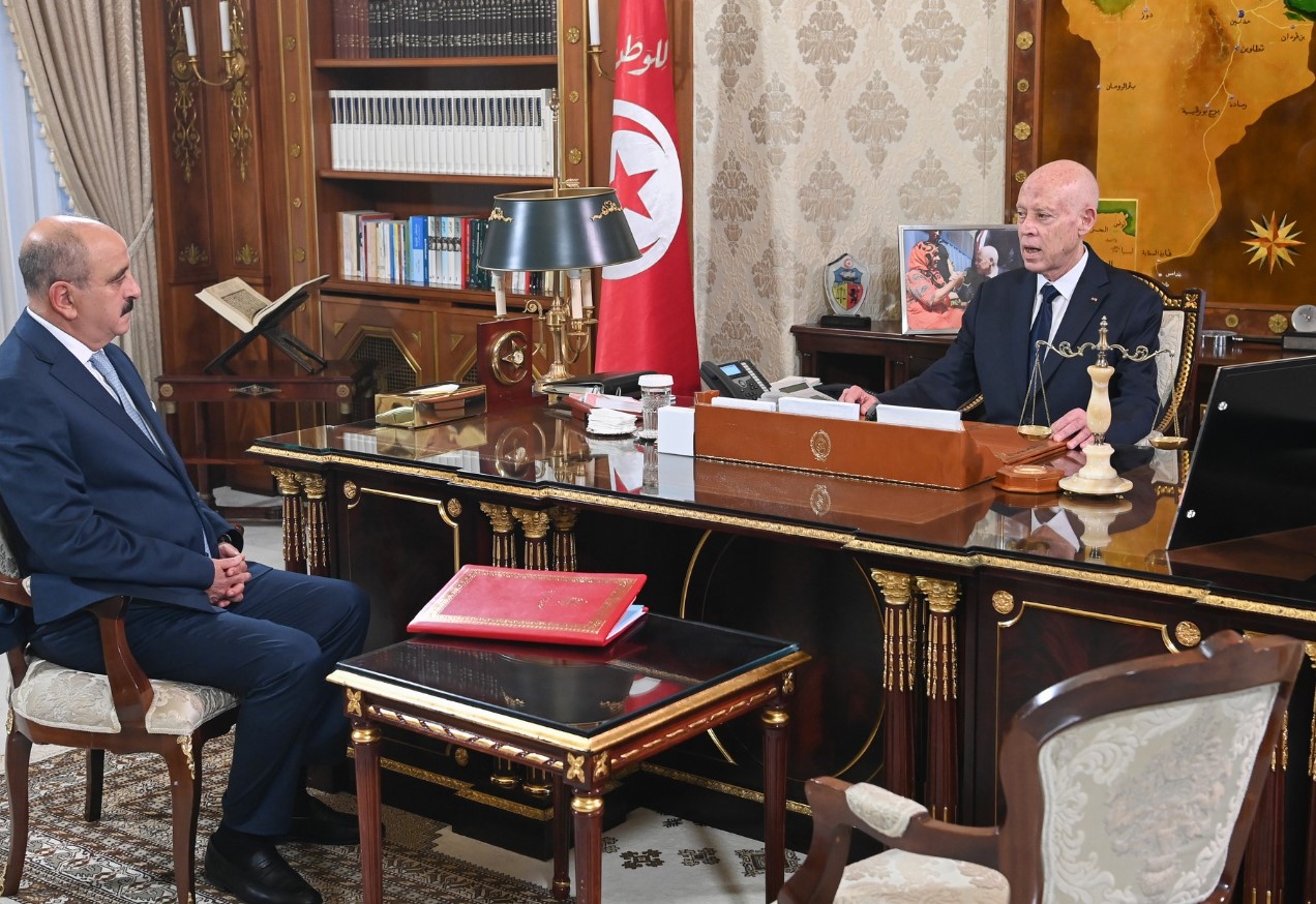رئيس الجمهوريّة يؤكد على ضرورة مضاعفة الجهود من أجل عودة التونسيّين الذين احتجزتهم قوات الكيان الصهيوني في أسرع الآجال