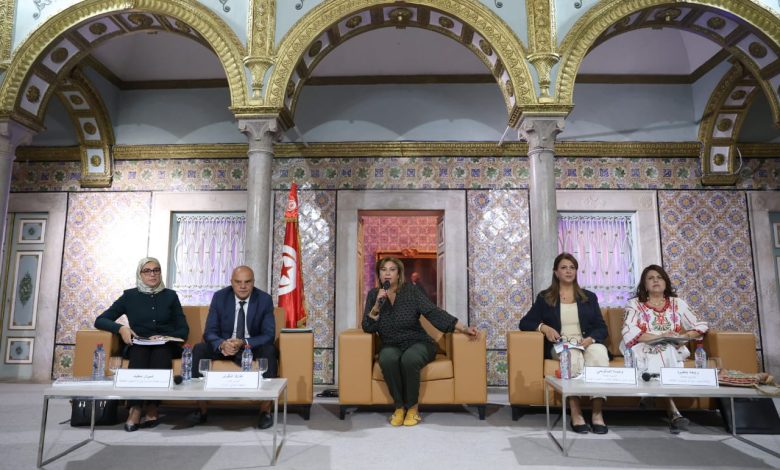اللقاء الدوري الثاني مع وسائل الاعلام بـقصر الآداب والفنون والثقافة “القصر السعيد” بباردو