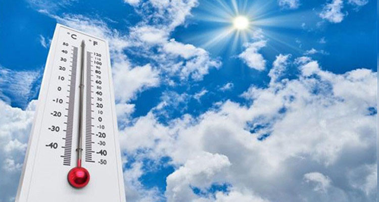 طقس اليوم: سحب أحيانا كثيفة مع بعض الأمطار الضعيفة