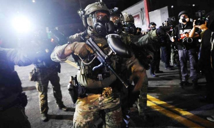 قاضية أمريكية تمنع مؤقتا إدارة ترامب من نشر الحرس الوطني في بورتلاند