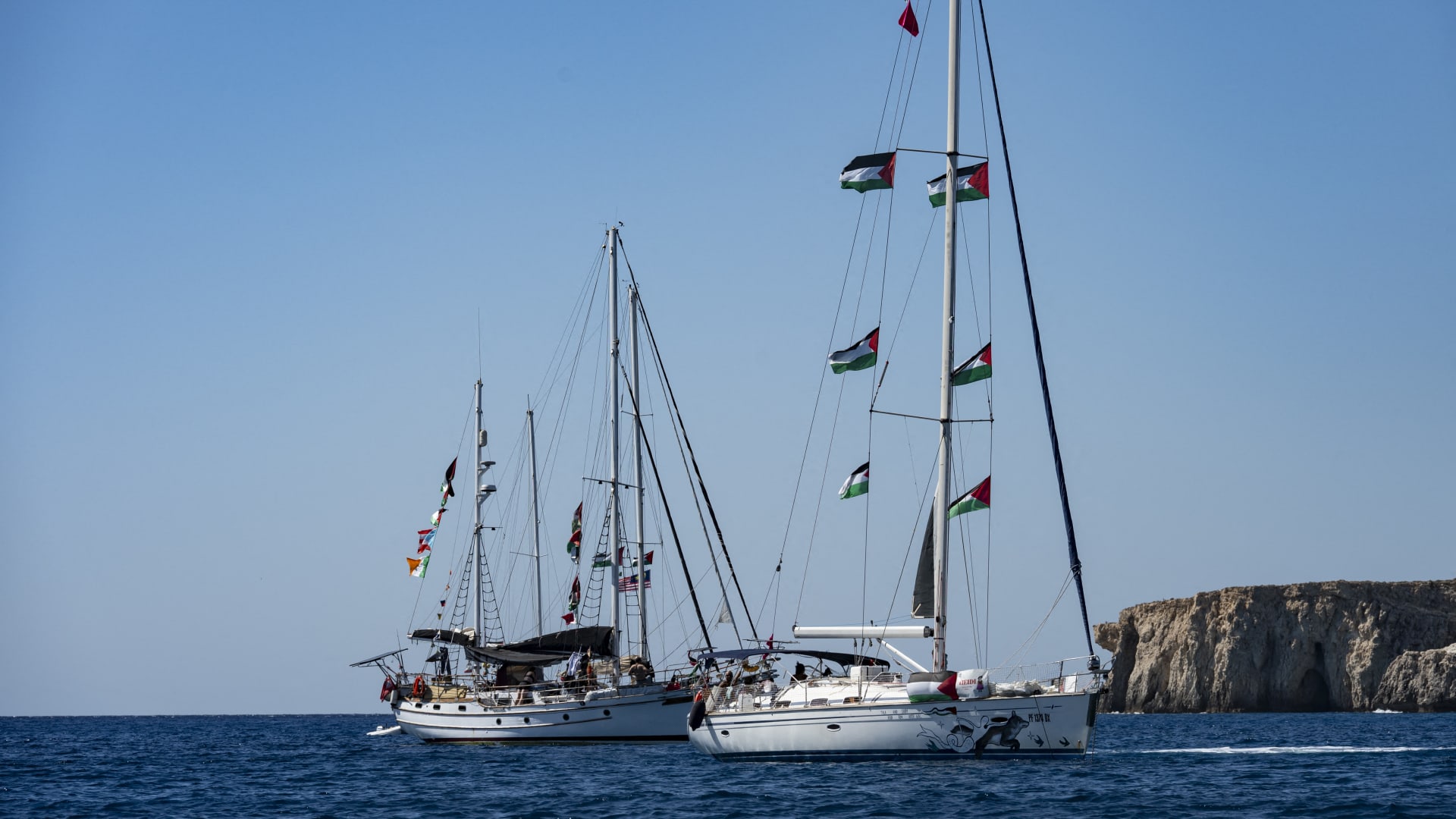 أسطول الصمود : تعرض تونسيين للاعتداء ونقابة الصحفيين تدعو إلى حشد الجهود من أجل اطلاق سراح المعتقلين