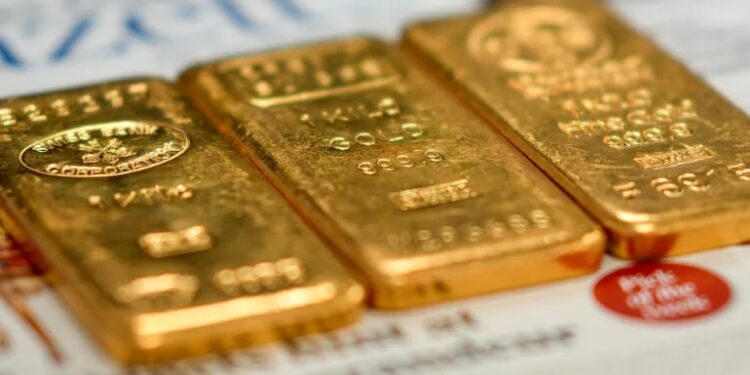 الذهب يحطم رقماً تاريخياً ويتجاوز 3900 دولار للأونصة لأول مرة