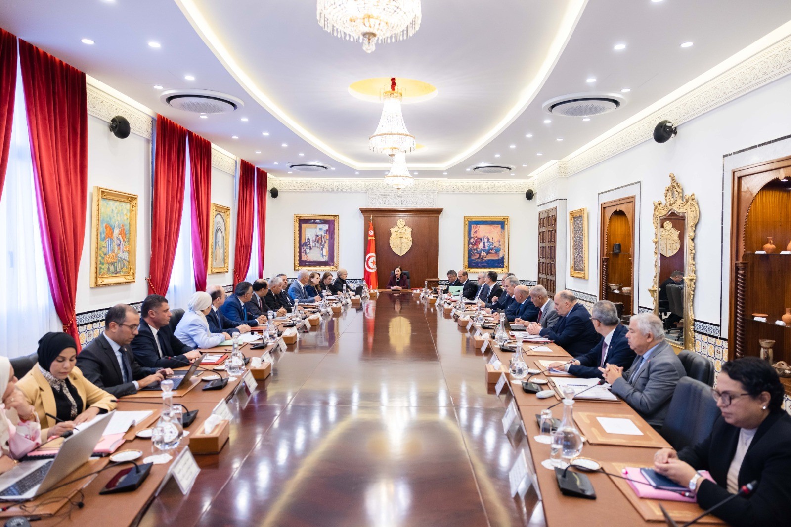  الإصلاحات المالية الهيكلية لتحقيق العدالة الاجتماعية والتنمية العادلة محور مجلس وزاري