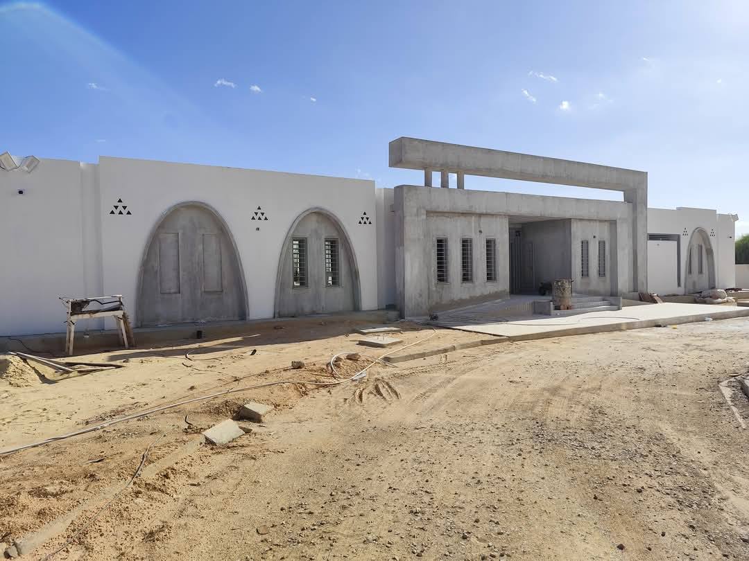 تقدم أشغال بناء المركز الجهوي للطب وعلوم الرياضة بمدنين بنسبة 95%