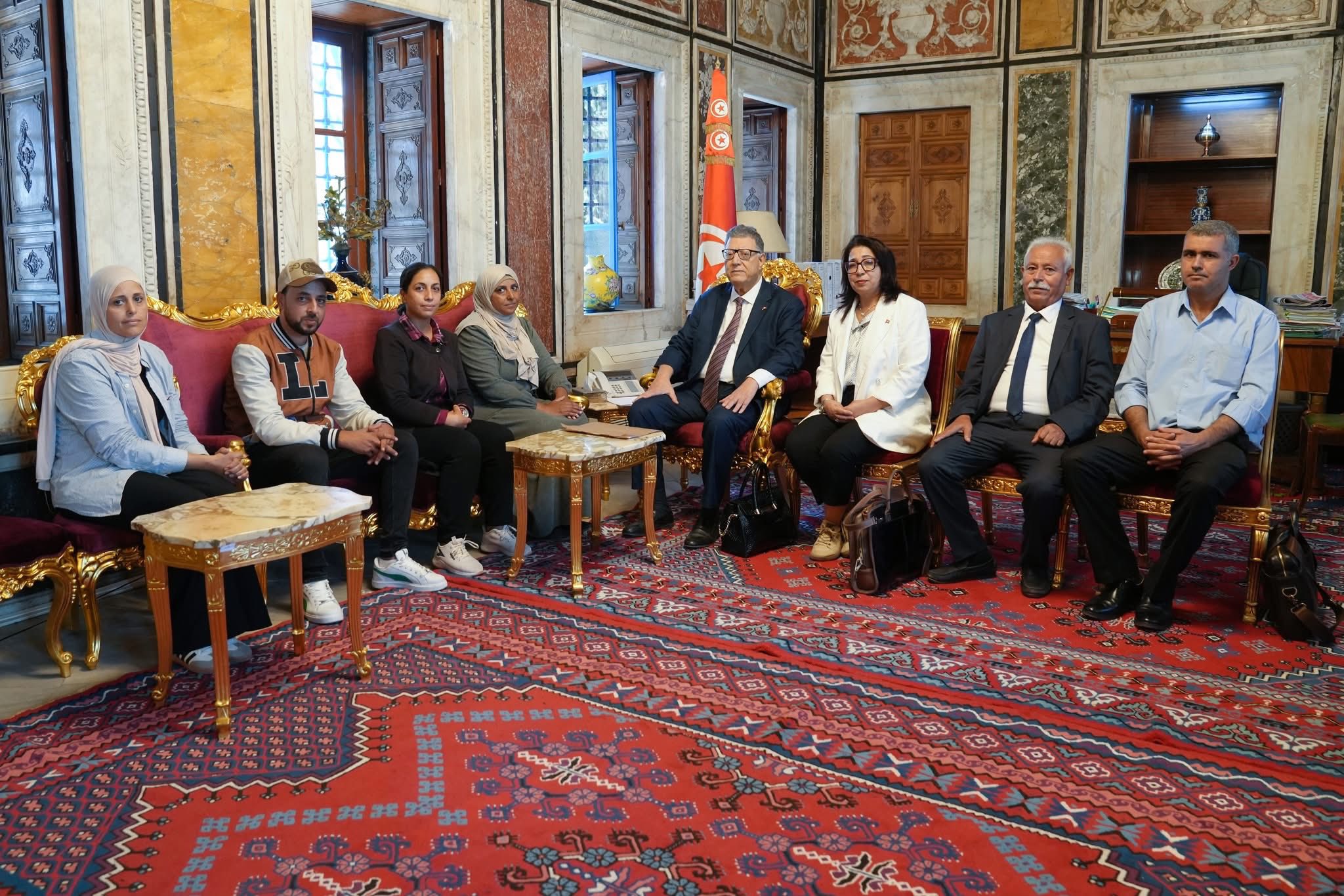 رئيس مجلس نواب الشعب يستقبل ممثلين عن المرشدين التطبقيين