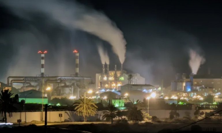 قابس: المجلس المحلي بقابس المدينة يطالب بتفكيك الوحدات الصناعية الملوثة للمجمع الكيميائي التونسي (بيان)