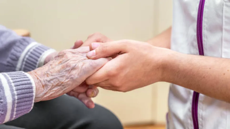 إدراج اختصاص طب الشيخوخة على غرار بقية الاختصاصات الطبية بداية من ديسمبر 2025