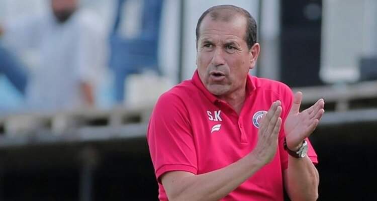 مستقبل قابس يعلن اتفاقه مع اسكندر القصري لتدريب الفريق
