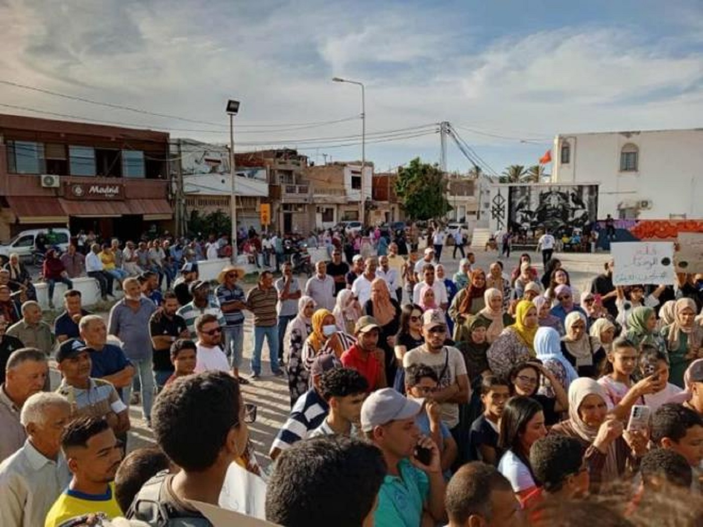 Gabès, le souffle court, mais le cri long ! Les habitants de Chatt Essalem se mobilisent contre la pollution industrielle du GCT