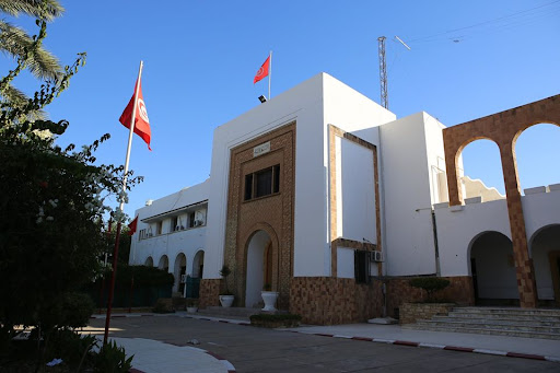 قفصة: جلسة عمل لمتابعة تنفيذ إجراءات الحدّ من الانبعاثات الغازية بوحدات المجمع الكيميائي بالمظيلة