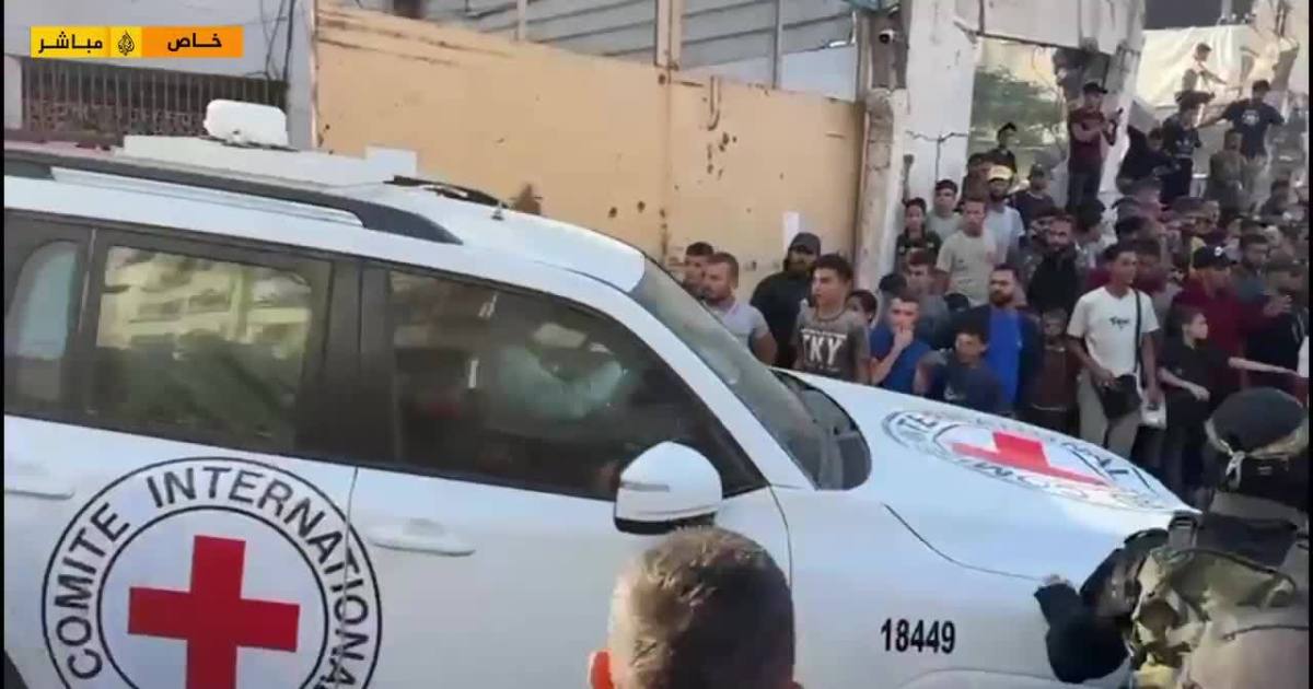 الصليب الأحمر: تسليم رفات الرهائن والفلسطينيين الذين استشهدوا خلال الحرب بين الكيان الصهيوني وحركة حماس ربما يستغرق وقتا طويلا
