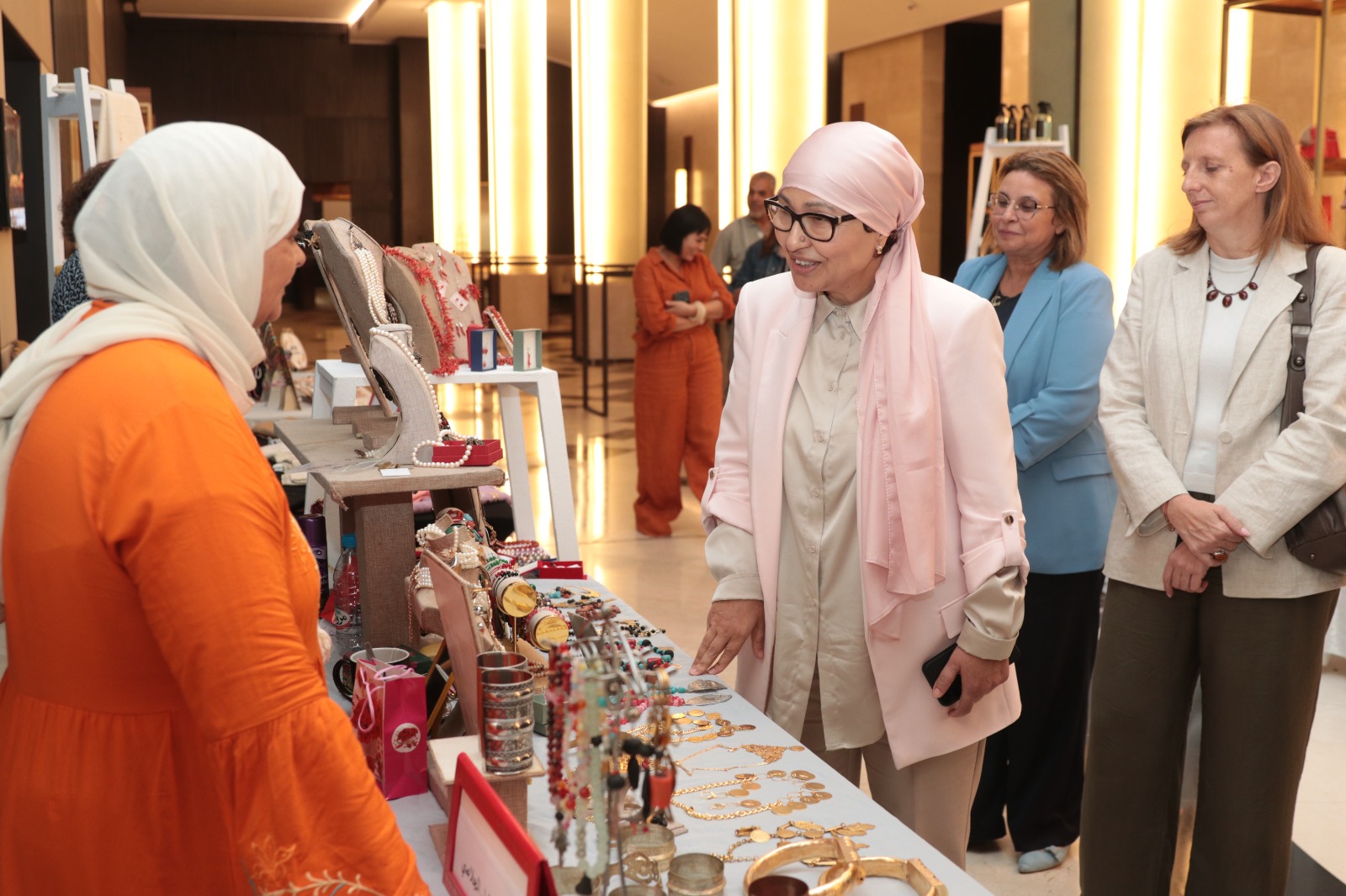 اليوم الاحتفال باليوم  العالمي للمرأة في الوسط الريفي تحت شعار " المرأة الريفية تحافظ على الطبيعة من أجل مستقبلنا الجماعي"