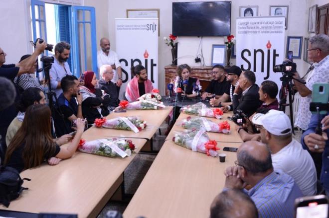 خلال تكريمهم من قبل نقابة الصحافيين ...صحافيون مشاركون في أسطول الصمود يدلون بشهاداتهم