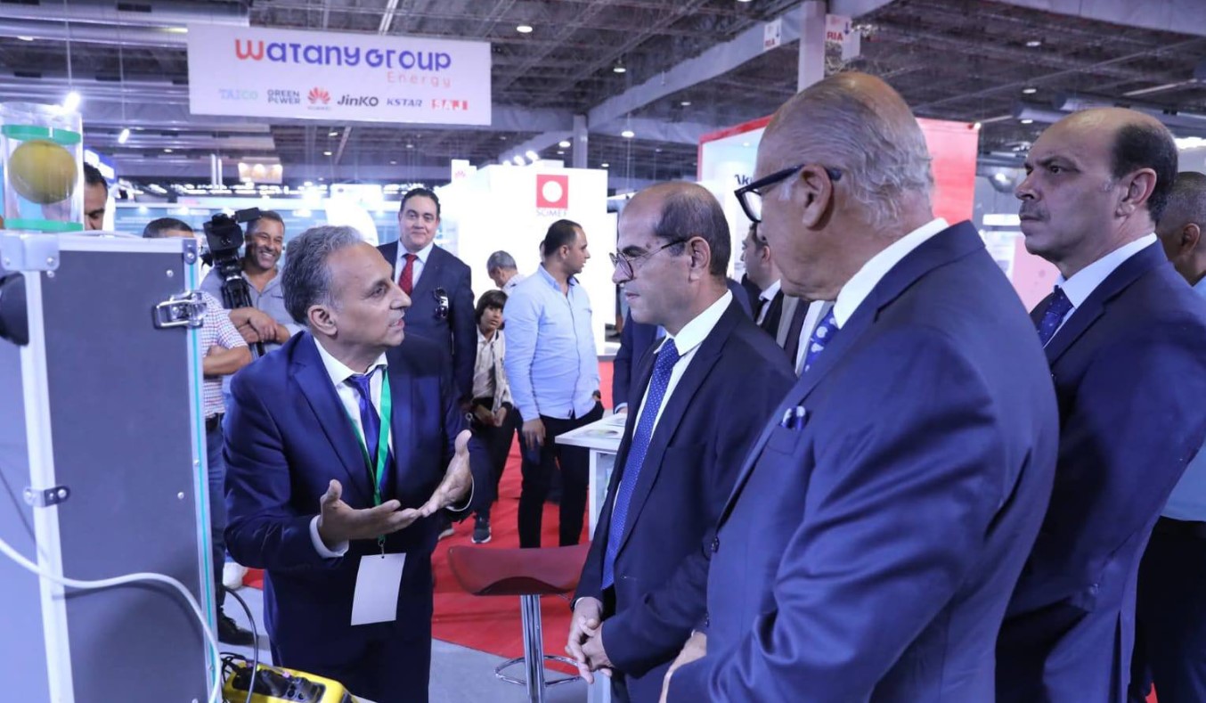  وزير التجهيز والاسكان يفتتح الدورة 14 لصالون المشاريع السكنية والتجهيزات 2025