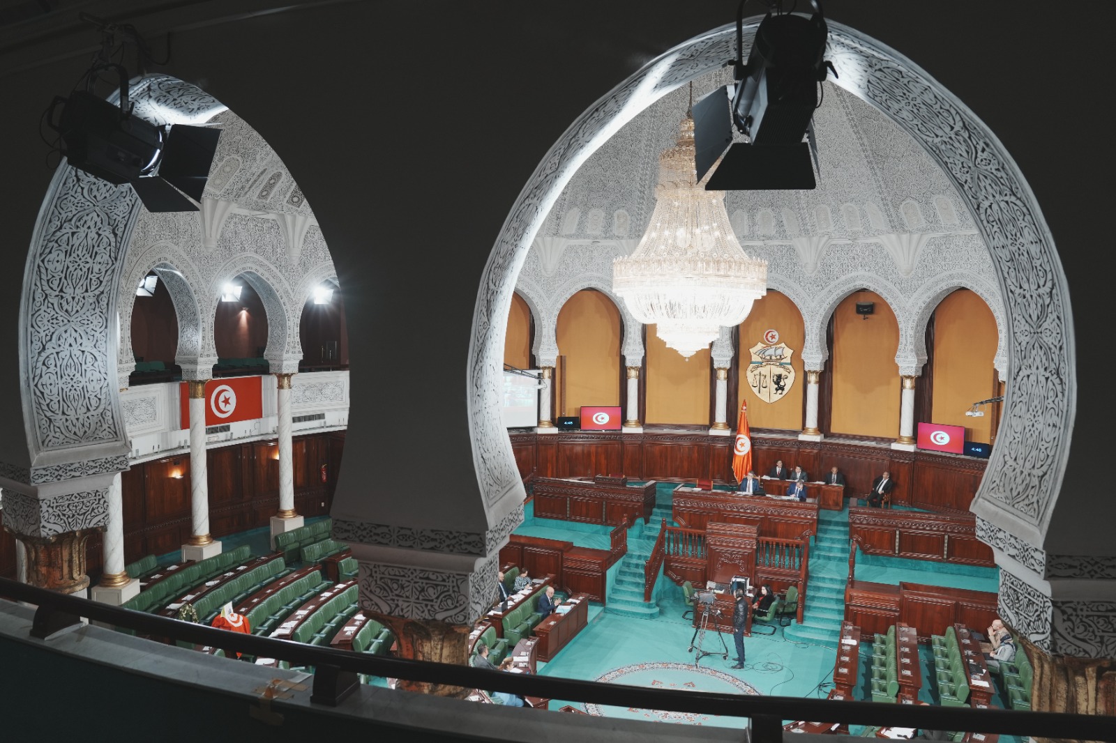 البرلمان: لجنة الدفاع والأمن تُصادق على تقريرها حول زيارة معبري راس جدير و الذهيبة