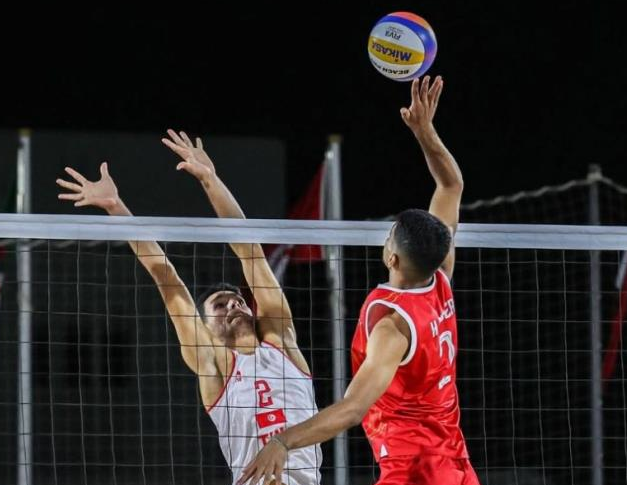 البطولة العربيه للكرة الطائرة الشاطئية (رجال): المنتخب التونسي يكتفي بالميدالية الفضية بخسارته في النهائي امام نظيره العماني