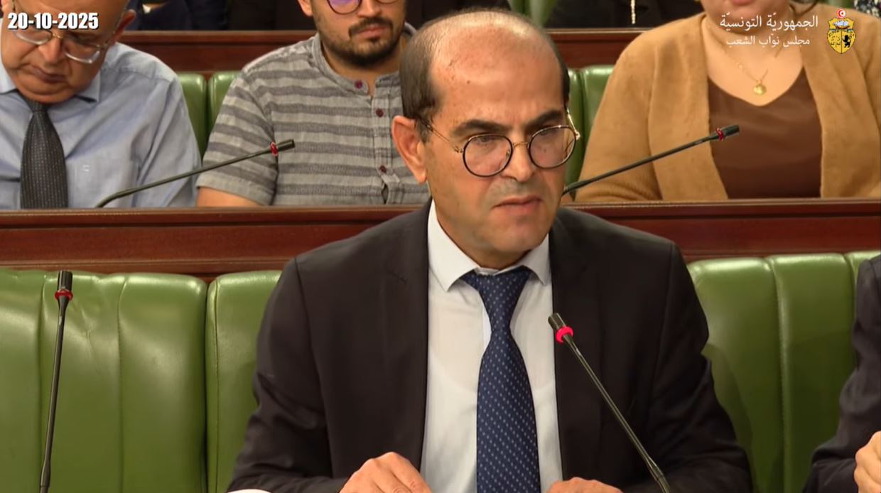 وزير التجهيز: لا بد من التوقف عن سكب الفوسفوجيبس في البحر وإنشاء موقع تخزين