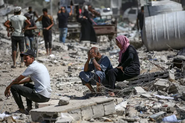 استشهاد 4 فلسطينيين بنيران صهيونية شرق مدينة غزة